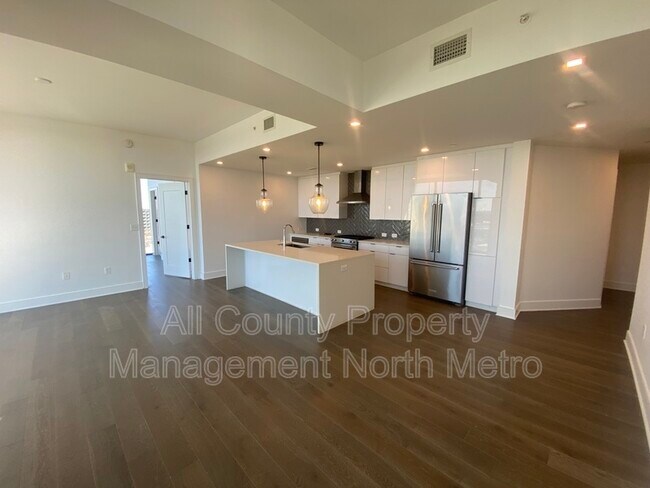 Building Photo - 788 West Marietta St NW