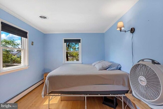 Building Photo - 54 W Henrietta St