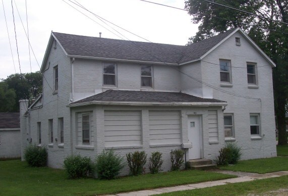 Building Photo - 102 3rd St
