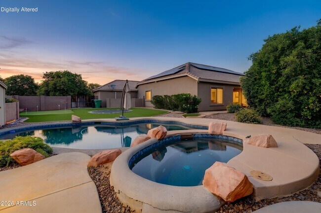 Building Photo - 4335 E Fox Cir