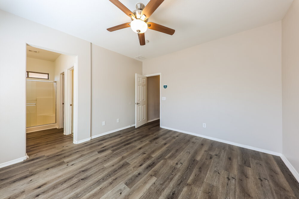 Building Photo - 3405 N 129th Dr