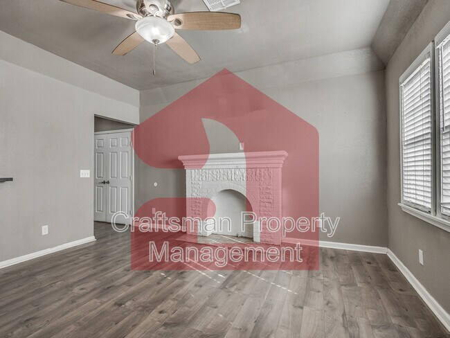 Building Photo - 2843 NW 18th St