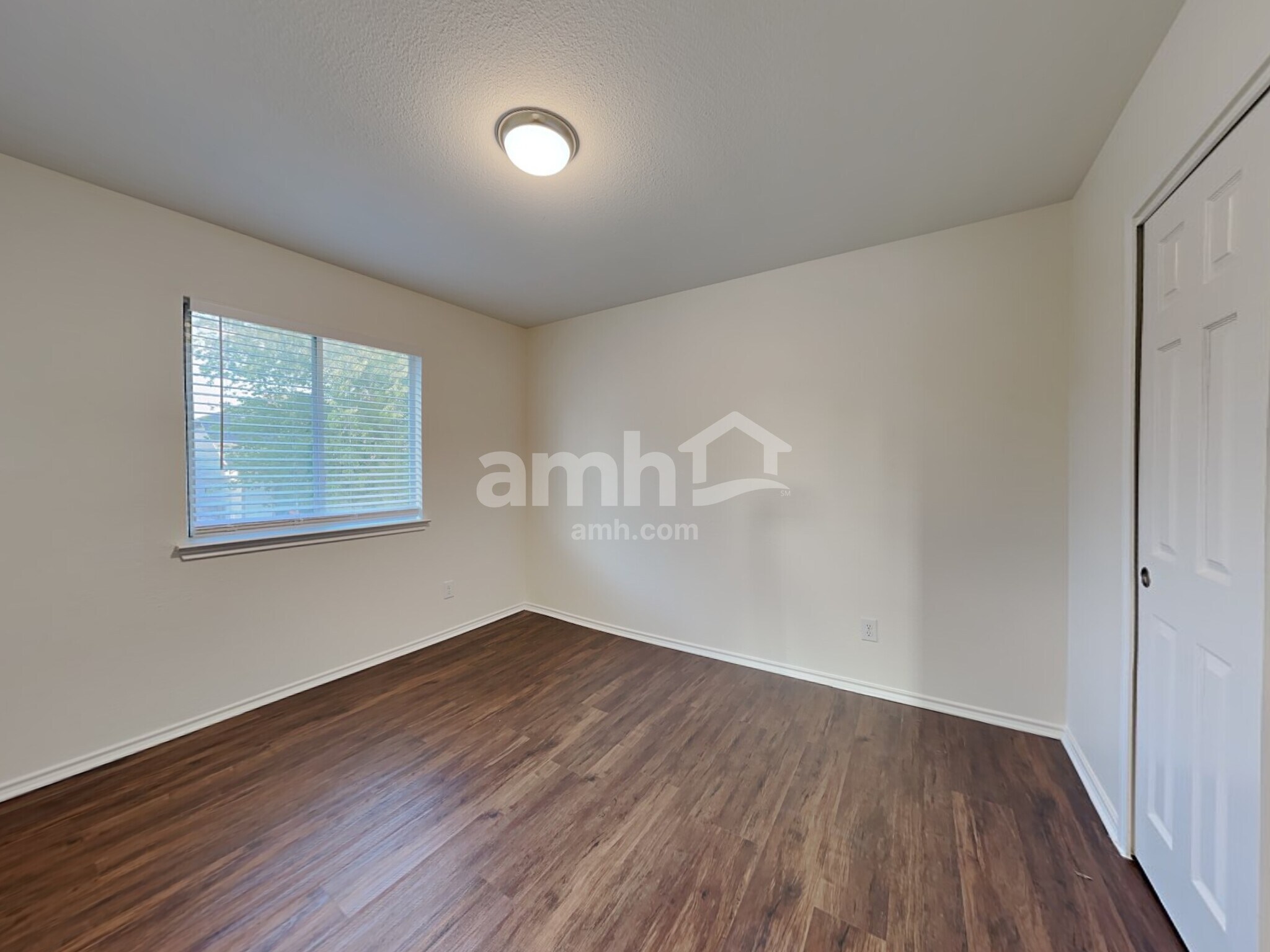 Building Photo - 10815 Canter Spur