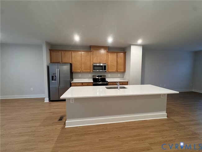 Building Photo - 10175 Blue Wing Ln
