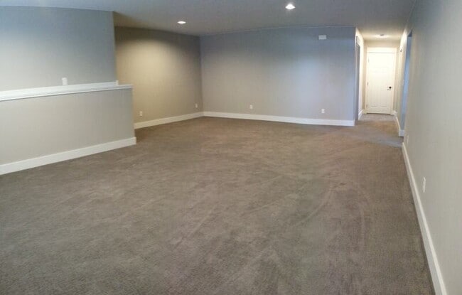 Building Photo - 3301 Central Ave