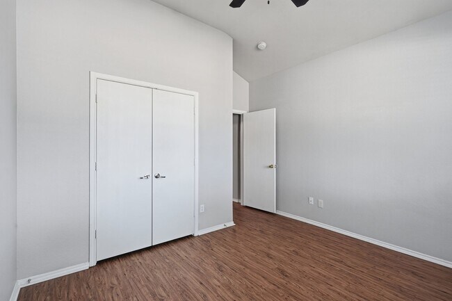 Building Photo - 1113 Beaverwood Ln