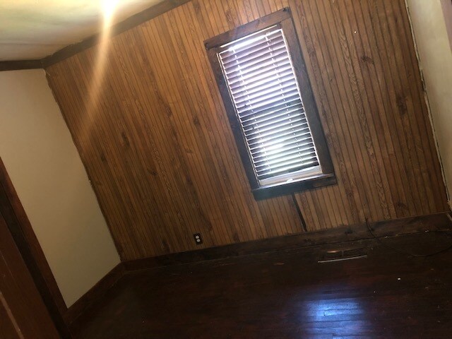 1st Bedroom - 14607 Hoyne Ave