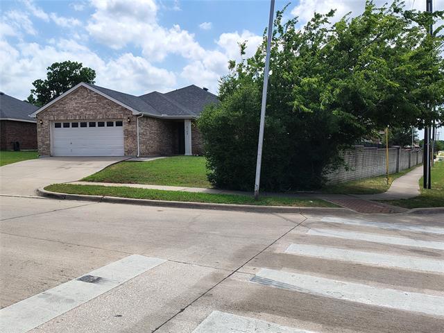 Building Photo - 8100 MacGregor Dr