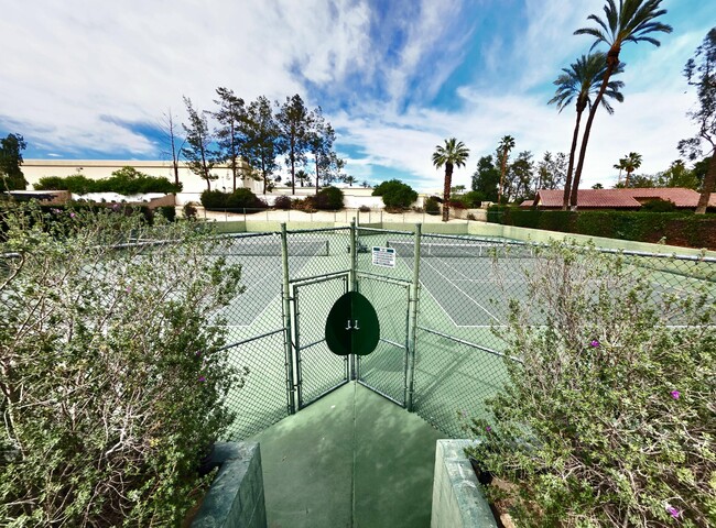 Building Photo - 40329 Sagewood Dr