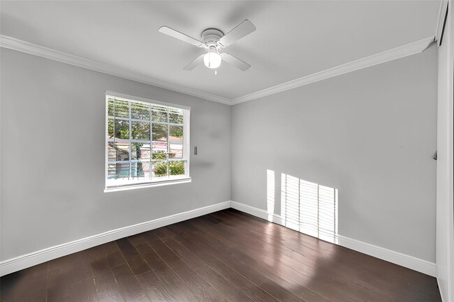 Building Photo - 8785 NW 6th St