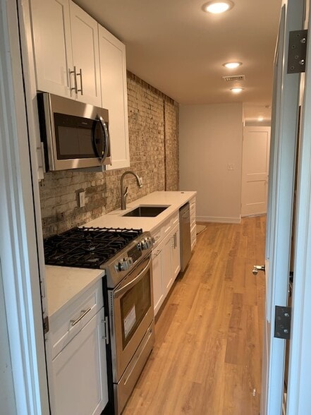 Galley Kitchen - 809 Main St