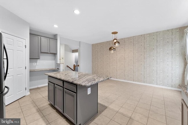 Building Photo - 7015 Trek Way