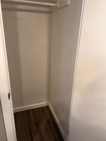 Hall / Coat Closet - 537 Bluebird Ln