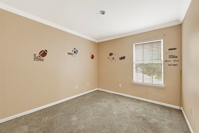 Building Photo - 15230 Weeping Cedar Ln