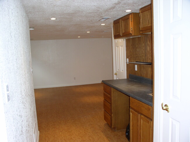 3rd bedroom or theater room - 254 Greenway Cir W