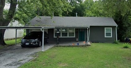 Building Photo - 11415 Palmer Ave