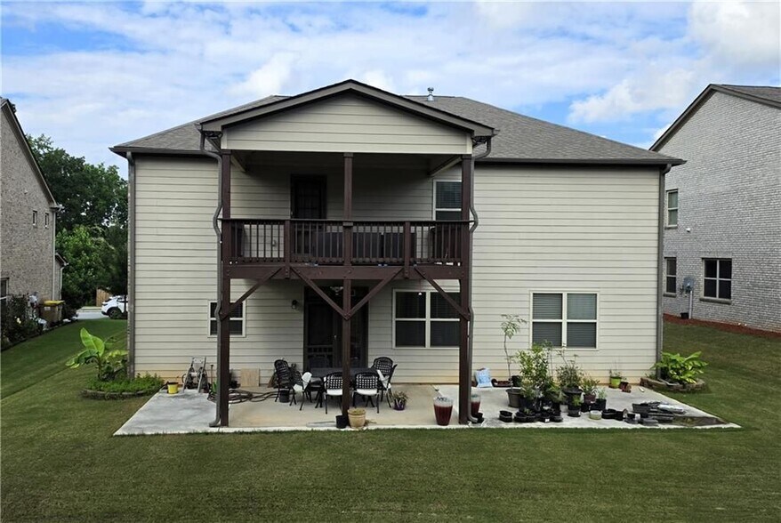 Building Photo - 2205 Copperfield Dr