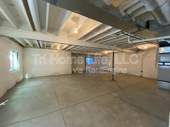 Building Photo - 6325 Stablecross Trl