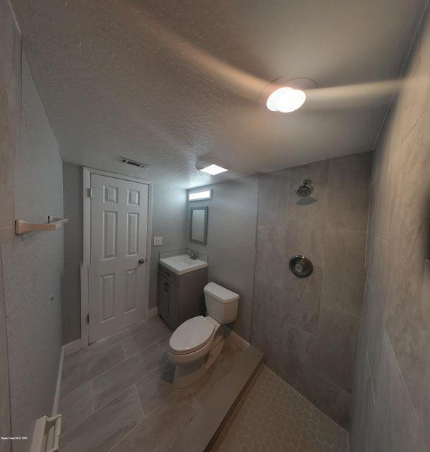 Building Photo - 133 Bristol Ct