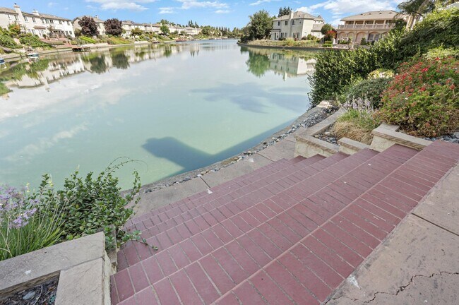 Building Photo - 4107 Spyglass Dr