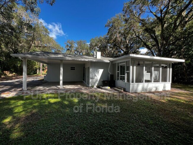 Building Photo - 1222 SE 3rd St