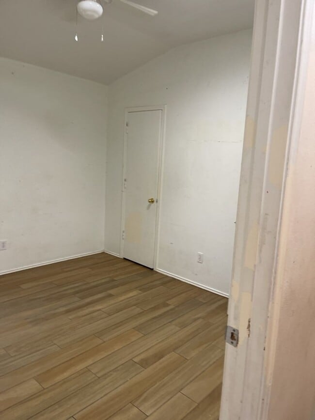 Building Photo - 8111 Sanford St