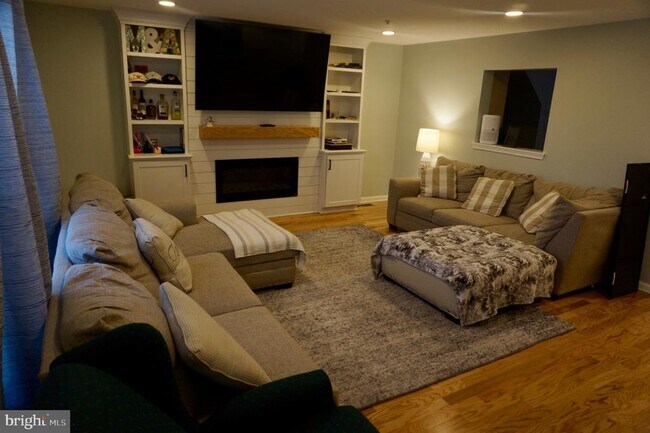 Building Photo - 2344 Red Eagle Ct