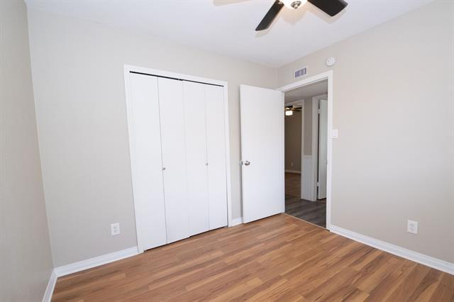 Building Photo - 418 Woodhurst Dr