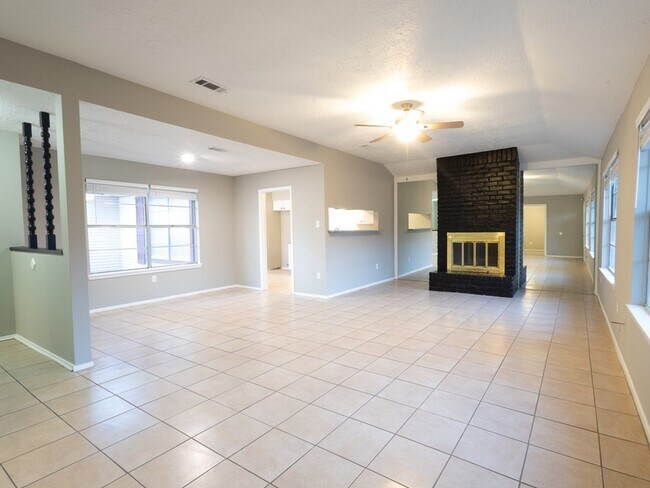 Building Photo - 6542 Bridgegate Dr