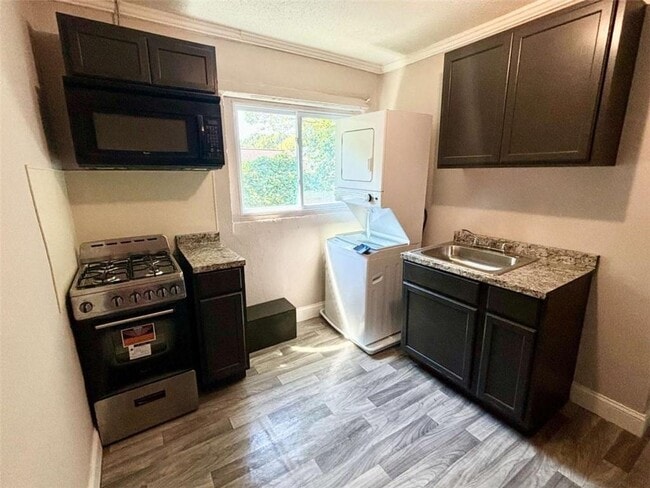 Building Photo - 239 Sciple Terrace NW