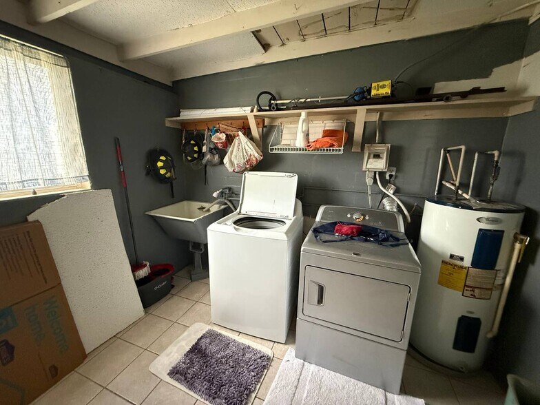 Building Photo - 23 Hibiscus Dr