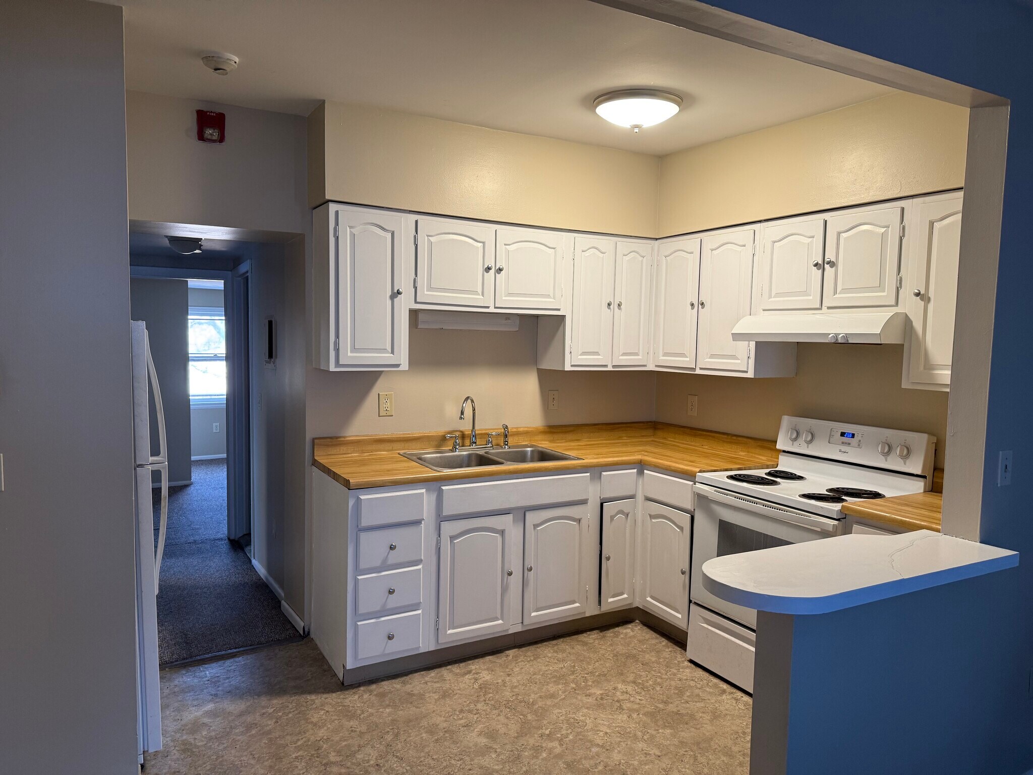 Building Photo - 377 Hudson Ave