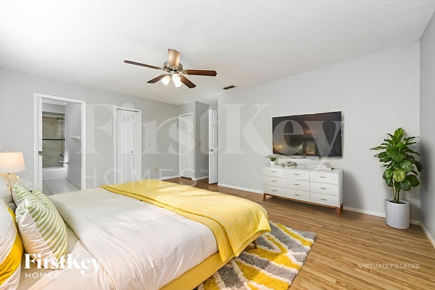 Building Photo - 7654 Balmy Ct