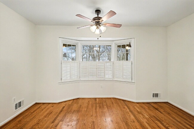 Building Photo - Welcome Home!