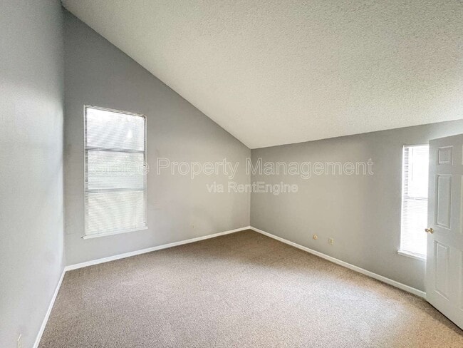 Building Photo - 14091 E Tufts Dr