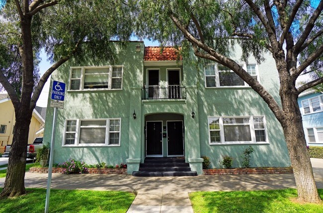 Building Photo - 1545 4th St