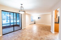 Building Photo - 69 Overlook Way