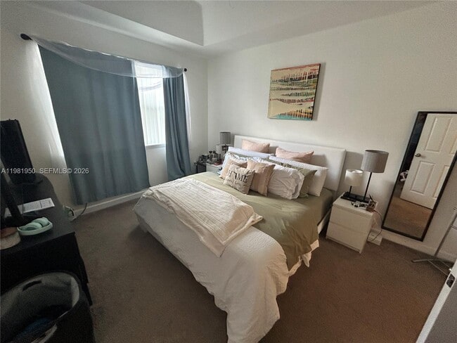 Building Photo - 5590 NW 107th Ave