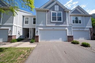 Building Photo - 5008 Bluff Heights Trail SE