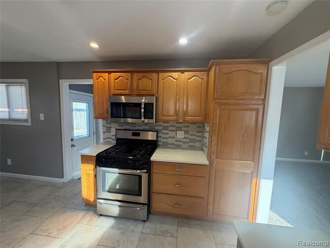 Building Photo - 7970 Campbell St