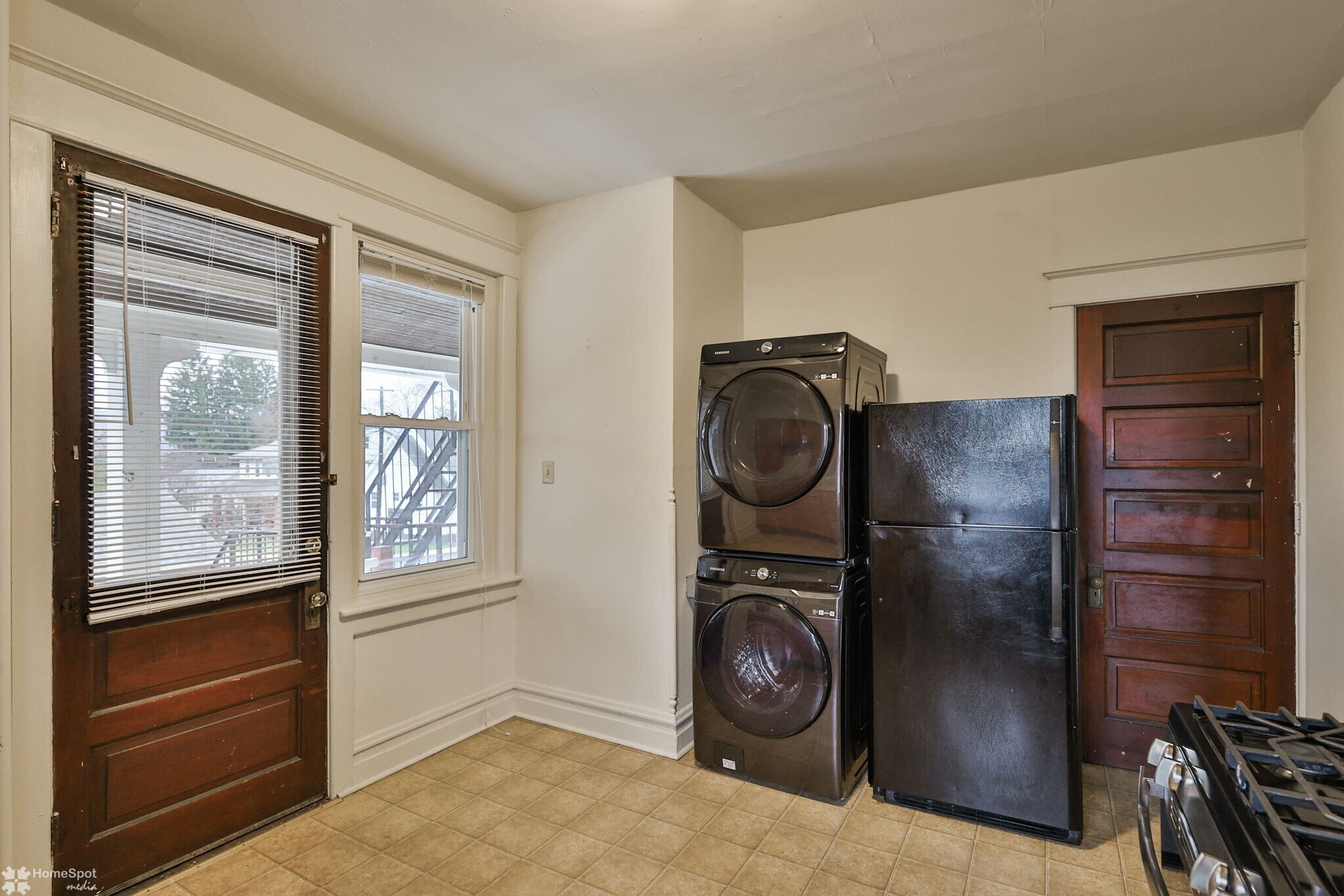 Building Photo - 1629 W Broad St