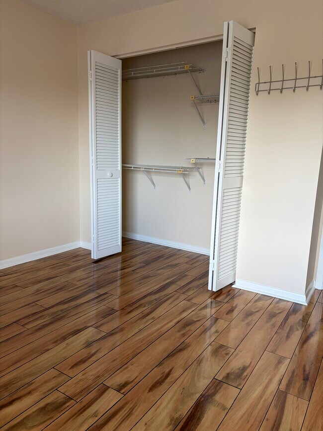 Building Photo - Tamrind Condominium