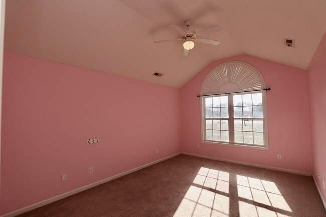 Building Photo - 2605 Turningleaf Ln