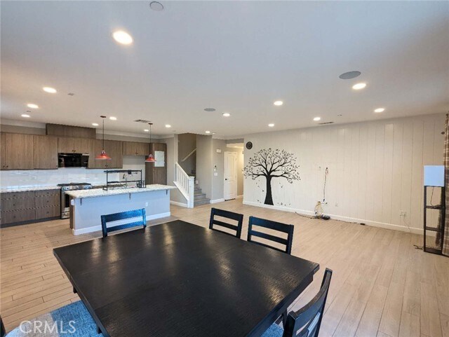 Building Photo - 3290 E Yountville Dr