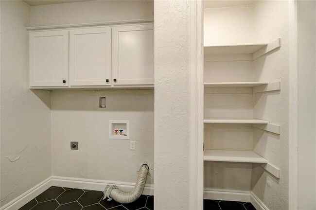 Building Photo - 6500 N Luther Rd