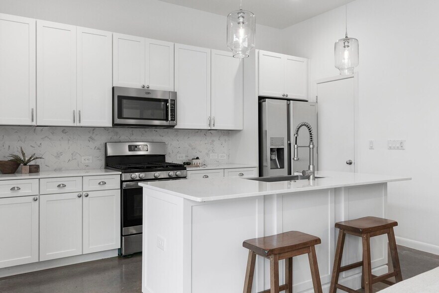 Building Photo - 312 Ashley Dawn Ln