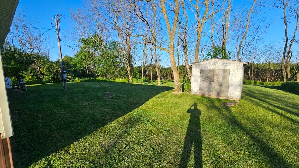 Backyard / Shed - 26592 Military Rd