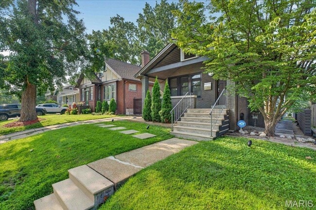 Building Photo - 7122 Nashville Ave
