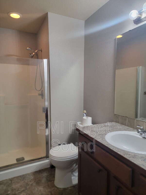 Building Photo - 17614 79th Ave Ct E