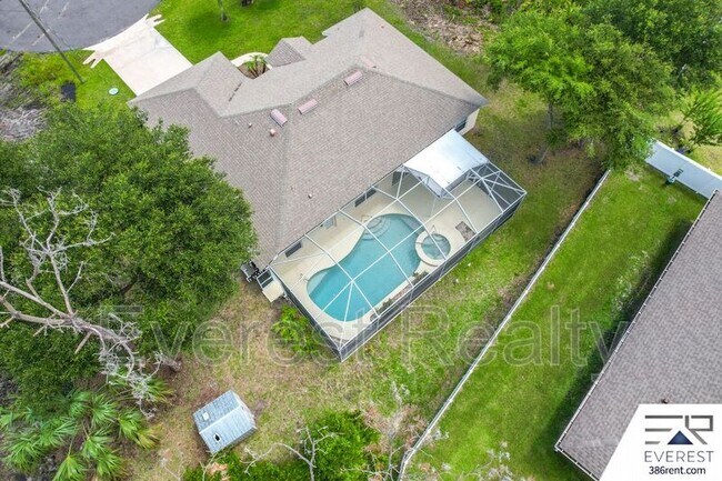 Building Photo - 13 Sleigh Bell Pl